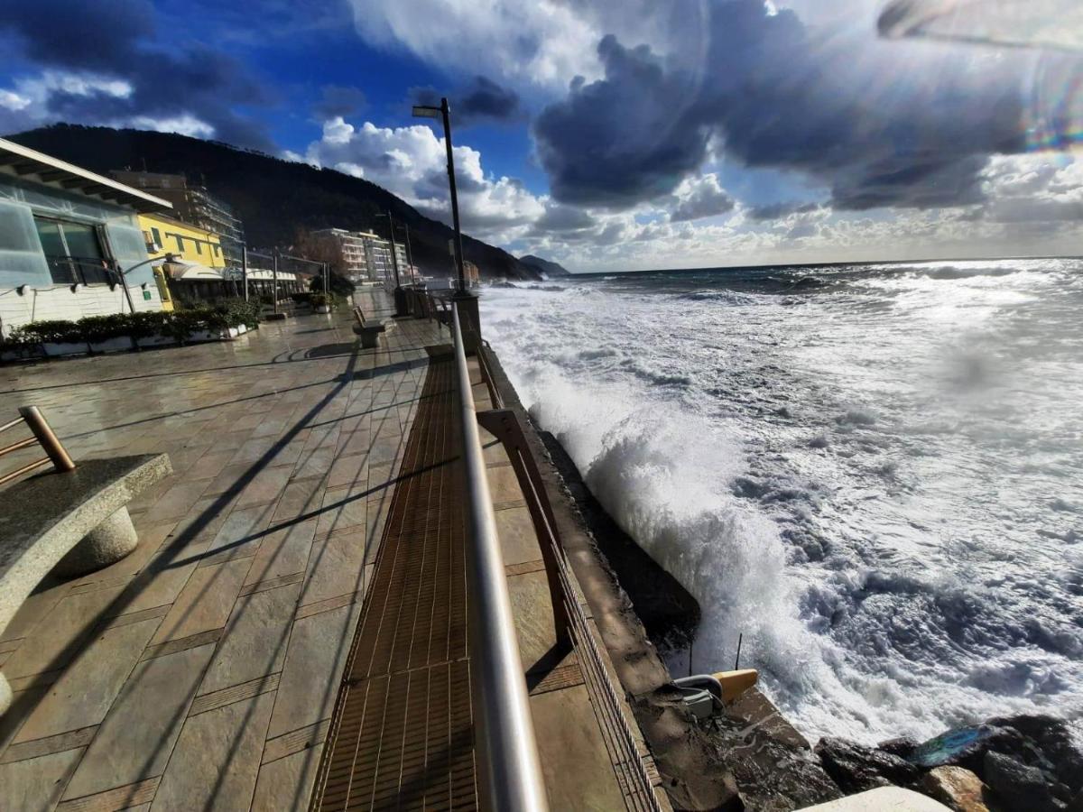 Albergo La Lampara Deiva Marina Exterior foto